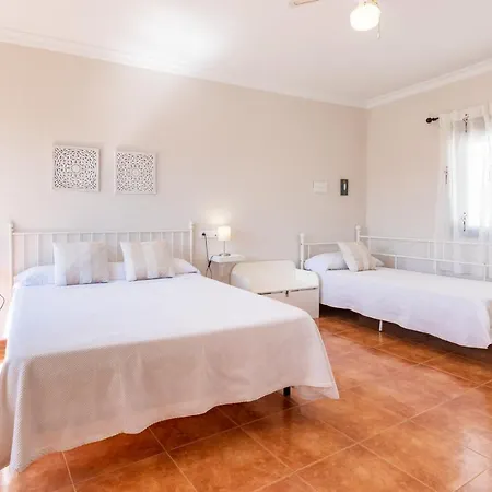 Gospodarstwo wiejskie Casa Angelita Caminito Del Rey, Duplex Con Terraza En El Centro De Andalucia *